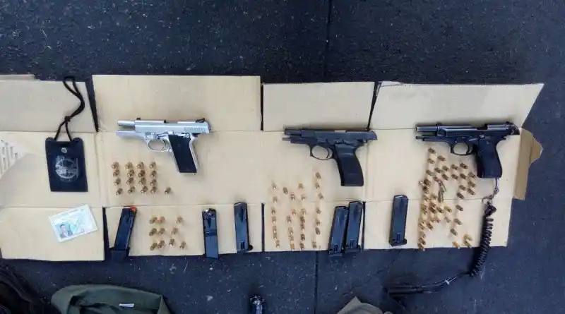 Un gendarme con armas y picana fue detenido tras una persecución en Morón