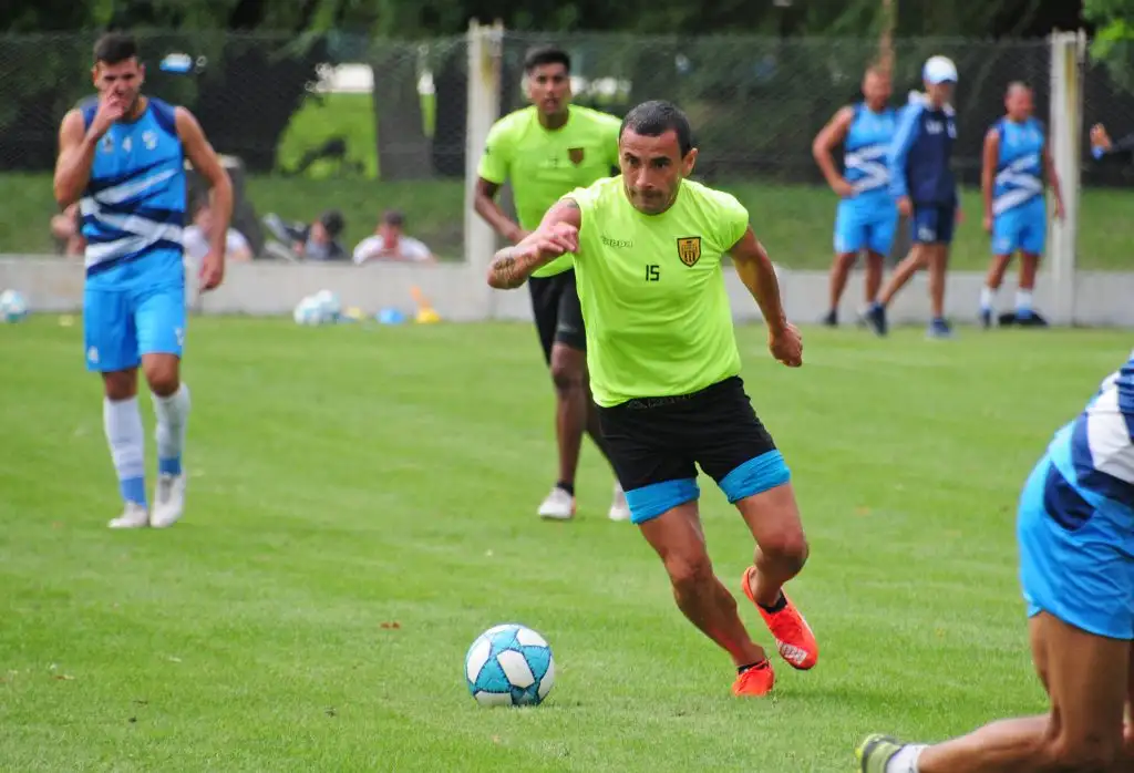 Santamarina recibirá a Sarmiento el lunes 10