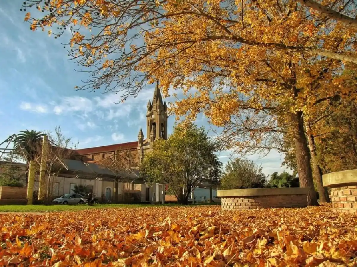 Sin fieles, pero con la fe en  alto: Vignaud vivió de otra manera sus fiestas patronales