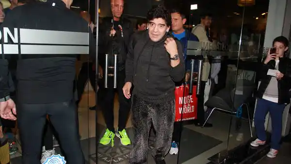 Maradona se peleó con periodistas en Las Cañitas