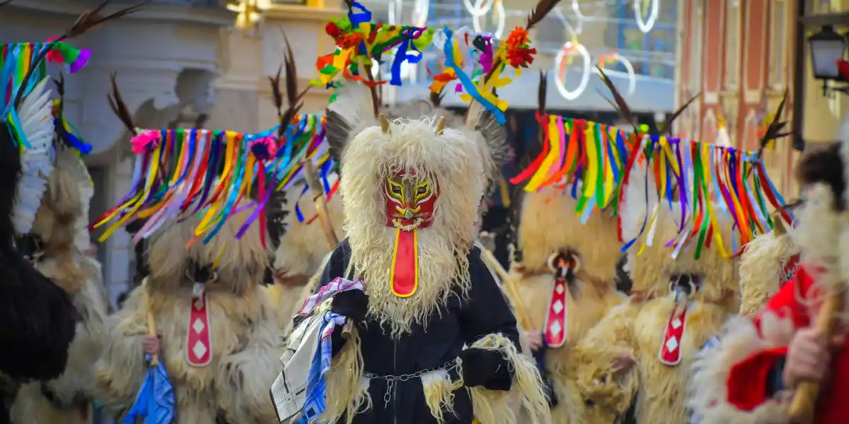 Europa en el Museo del Carnaval: una muestra fotográfica que invita a un viaje más allá de las fronteras