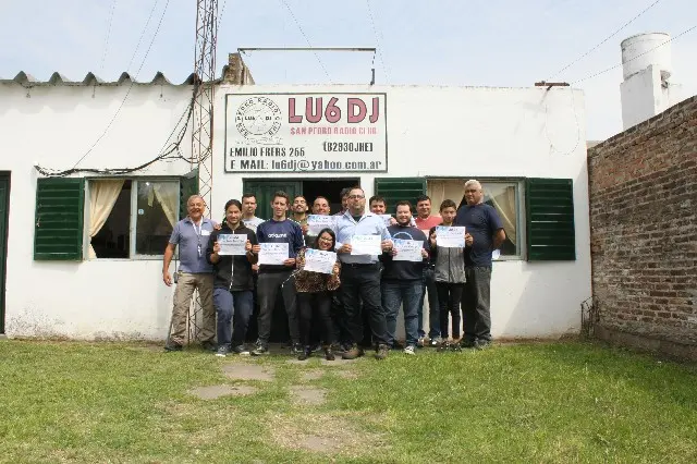 Quienes aspiren a ser radioaficionados pueden acercarse a la sede e inscribirse.