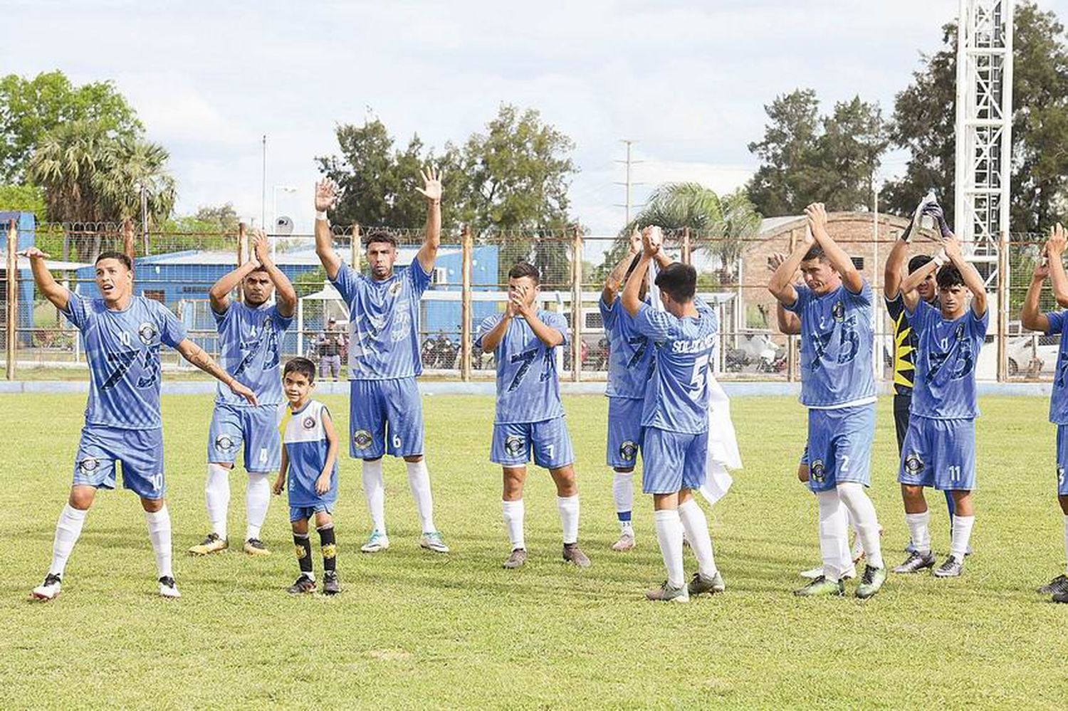 Sol de América juega el sábado
ante Resistencia Central