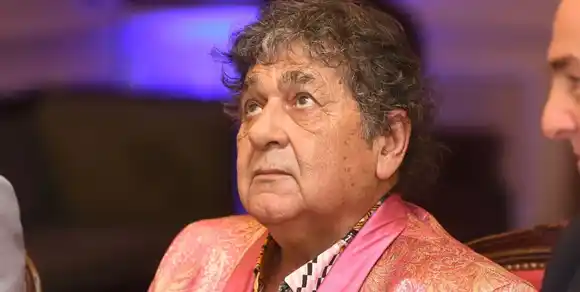 Cacho Deicas se dio el gusto y reapareció cantando con su nieto tras su salida de Los Palmeras