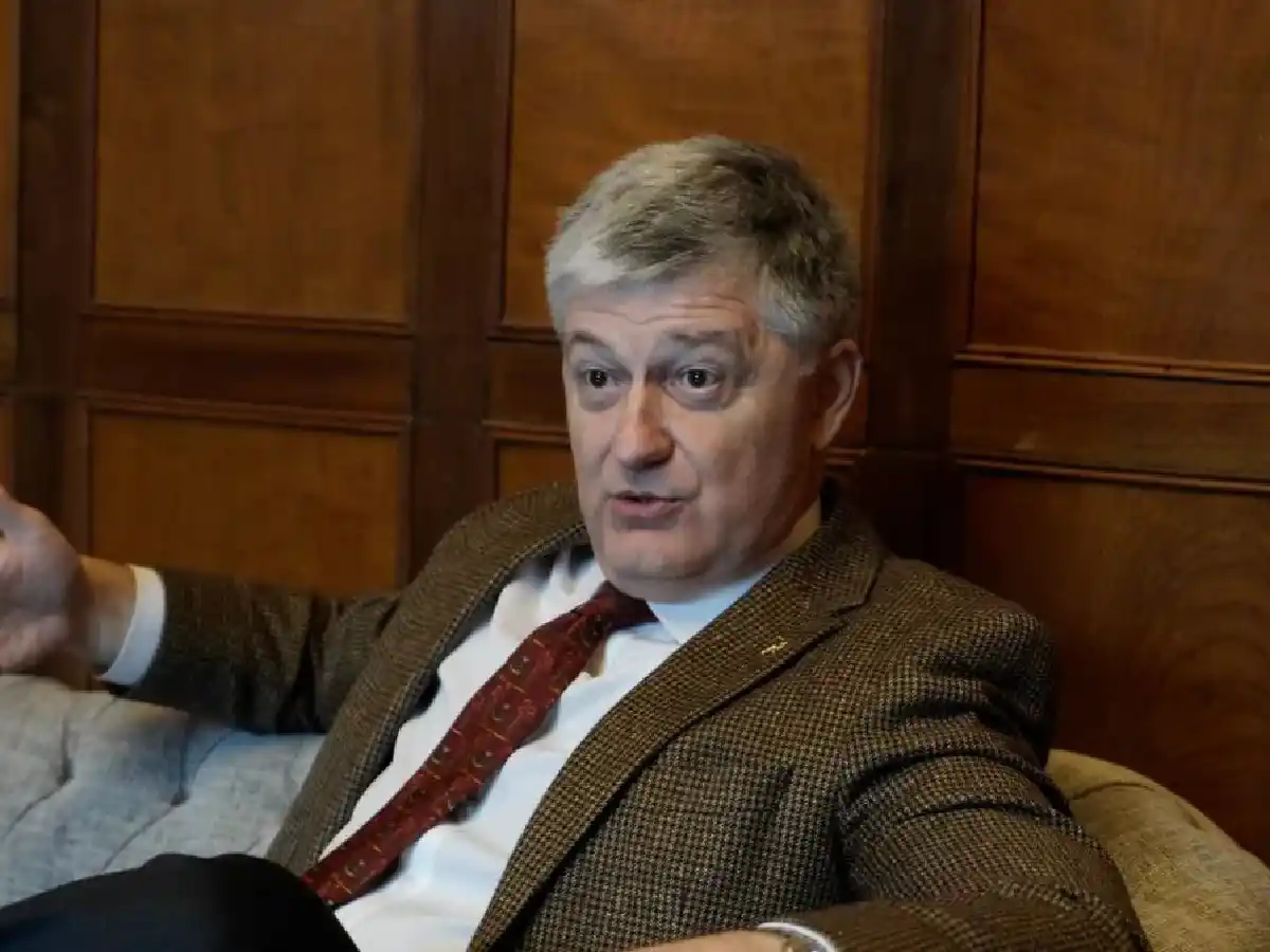 Marcelo Bomrad en San Francisco, el argentino que sueña con  llegar al Parlamento de Italia