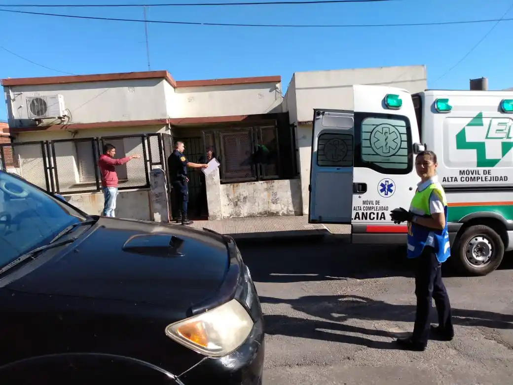 En victoria un hombre de 64 años baleó a su ex pareja y luego se disparó