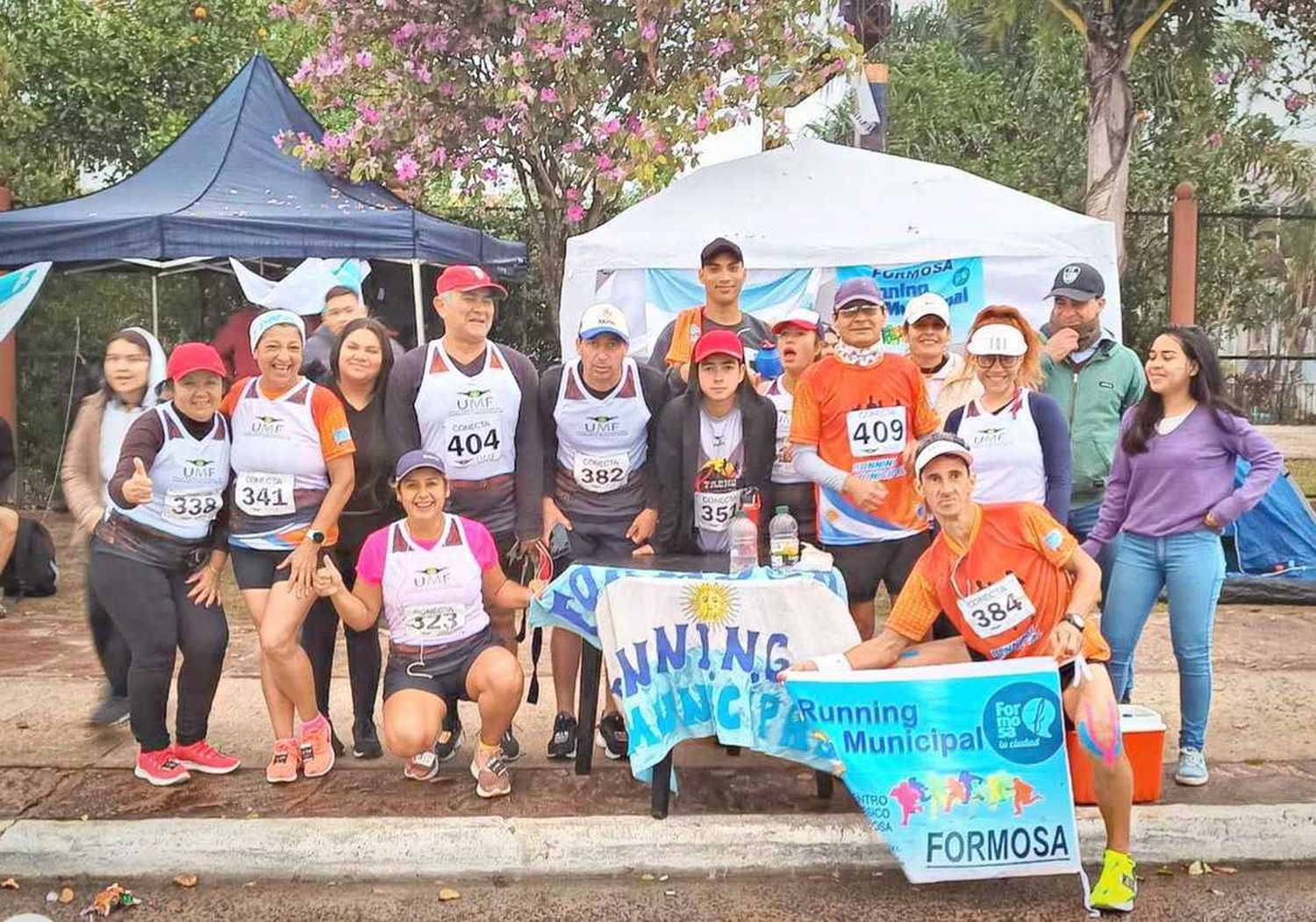 El equipo de Running Municipal
estuvo presente en la UMF