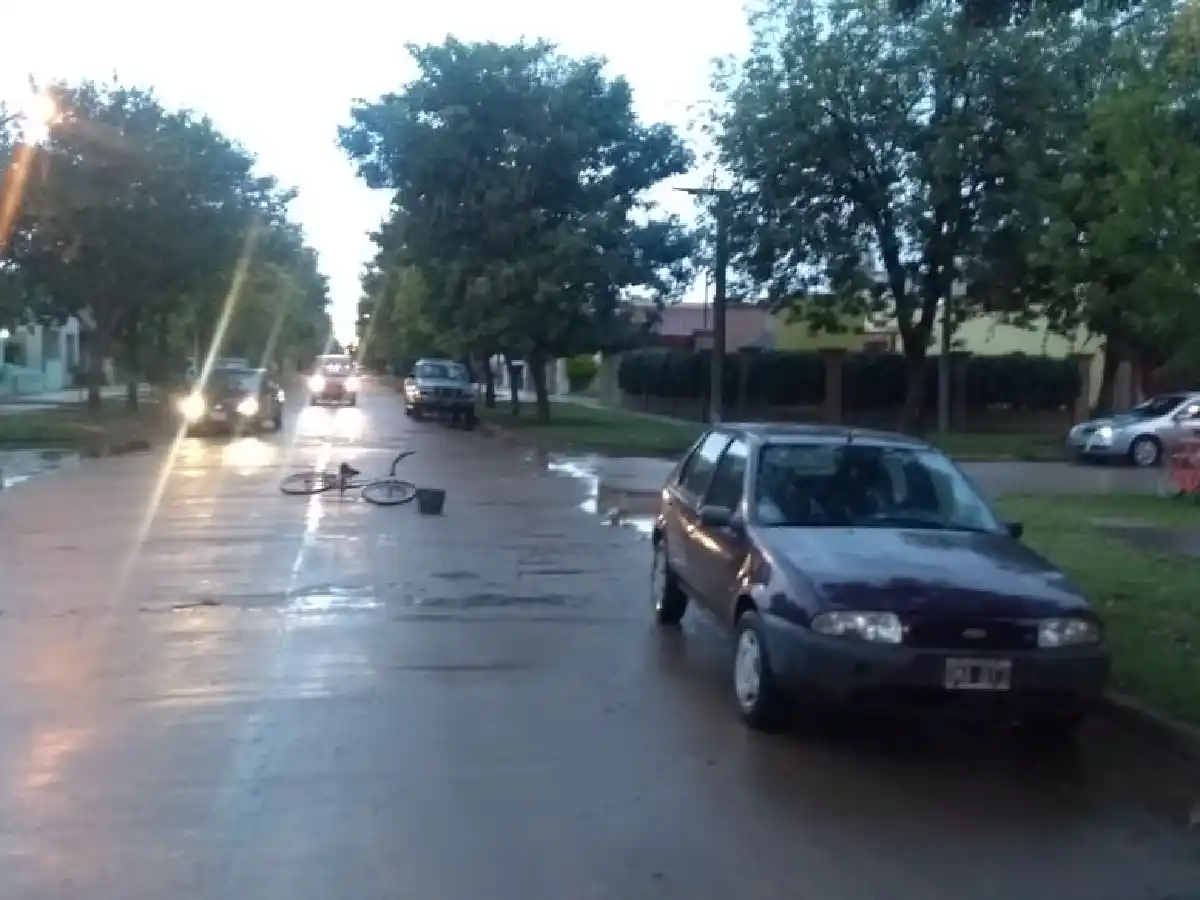 Brinkmann: ciclista herida al chocar con un auto