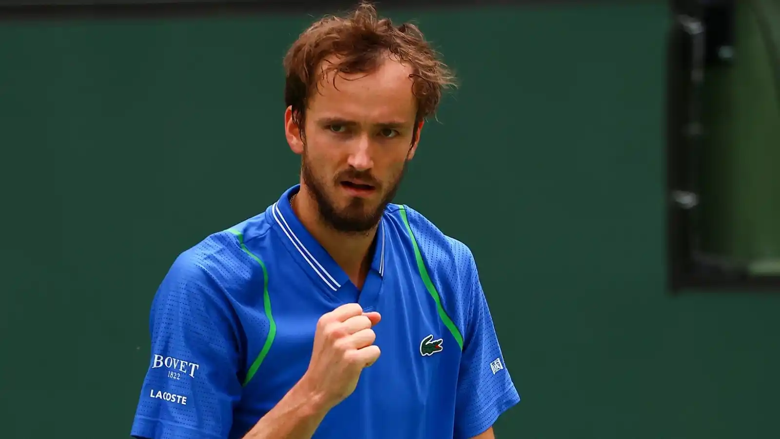 Medvedev dio el golpe en China y se metió en semifinales de Pekín