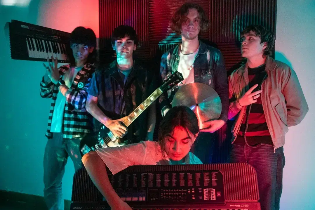 “Arrancamos siendo muy chicos”: Cucarachas en el Bidet y el crecimiento de una banda nacida en la adolescencia
