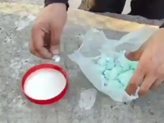 Detuvieron a tres hombres con más de 100 envoltorios con drogas en Empalme Graneros