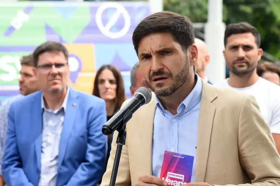 Maximiliano Pullaro puso en marcha el programa provincial “Operativo Verano”