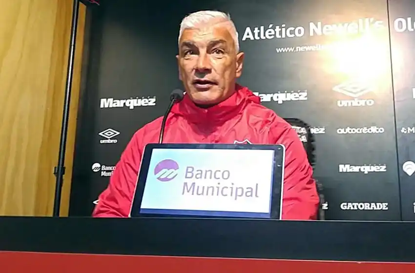 «No me he reunido con nadie de Colón y no sé de donde sacaron eso»