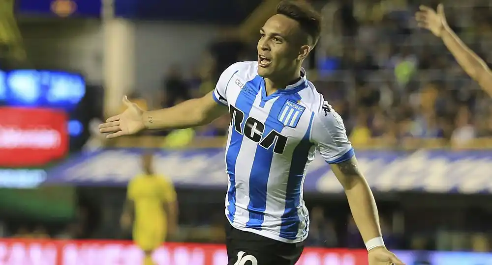 Racing hizo un festival de goles frente a Patronato