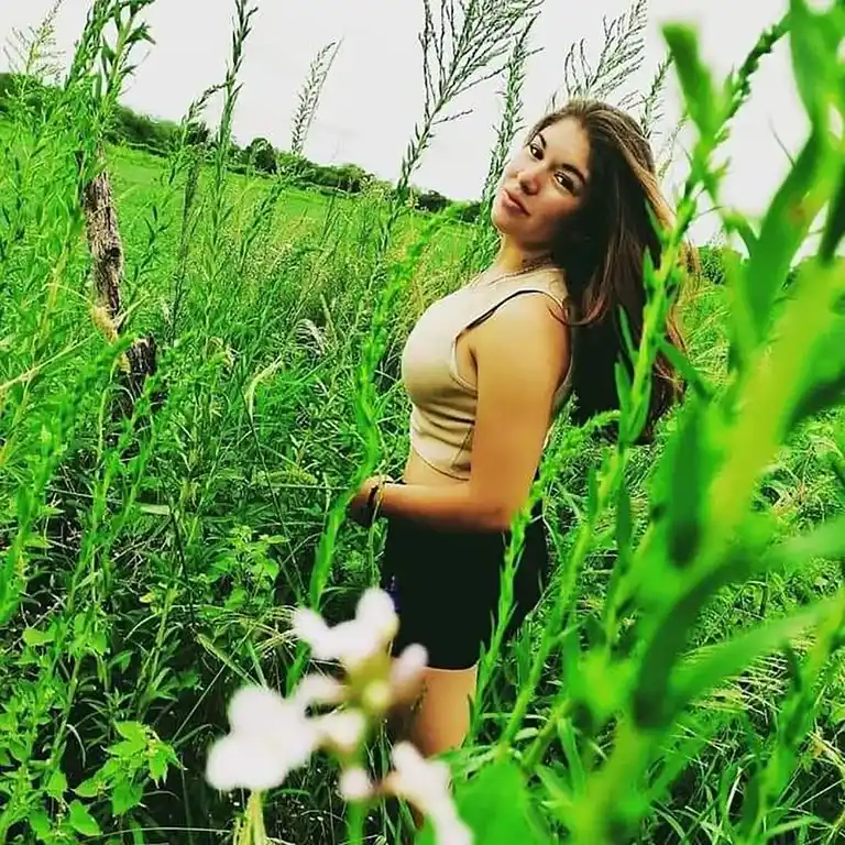 Salvaje femicidio de una adolescente que fue hallada ensangrentada en un hotel alojamiento: detuvieron a un compañero del colegio