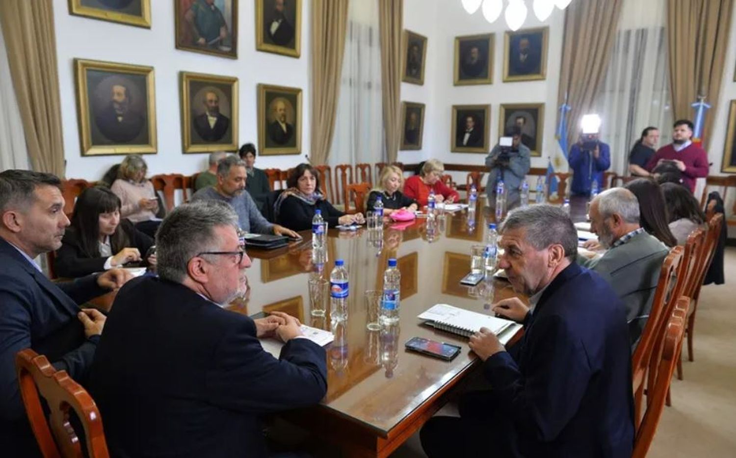 Por los elevados índices de inflación, el Gobierno convocó a los docentes a una nueva paritaria