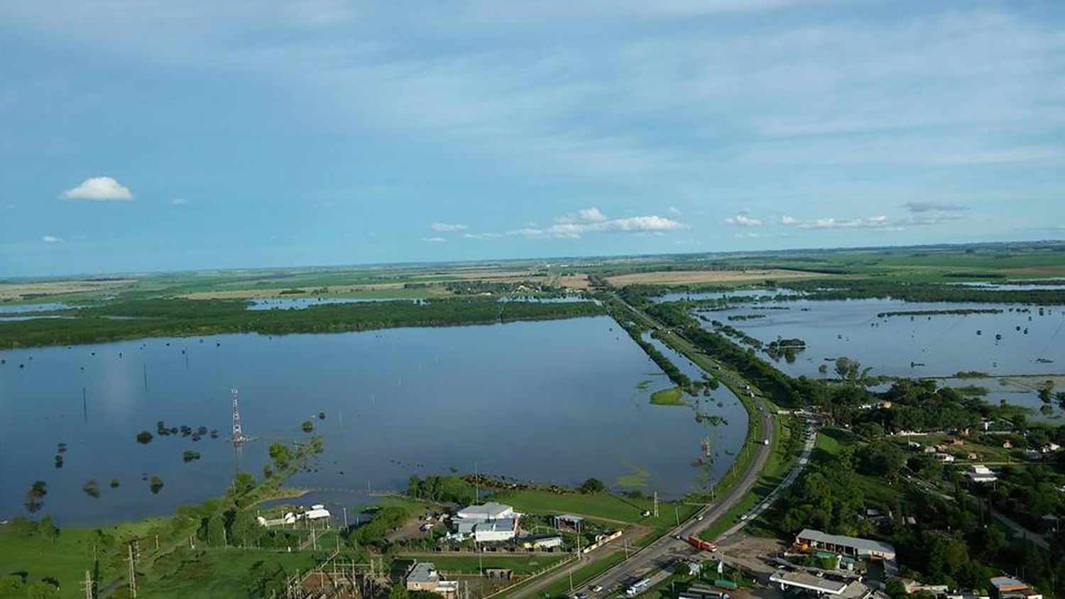 Ayuda a los damnificados por las lluvias
