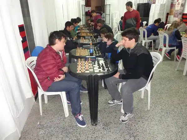 Ajedrez: se define hoy el Torneo de Tercera con dos candidatos