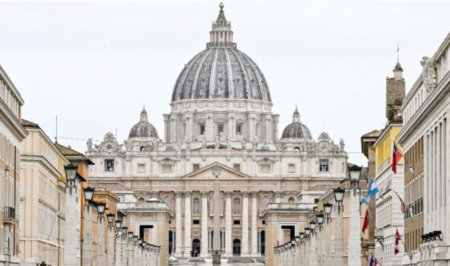 Nuevo documento vaticano detalla las “violaciones graves” de la dignidad humana