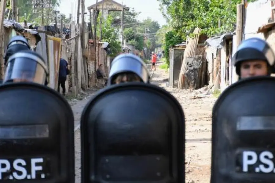 Descubrieron cinco bunkers de drogas tras peritar el teléfono del autor de las amenazas a Pullaro