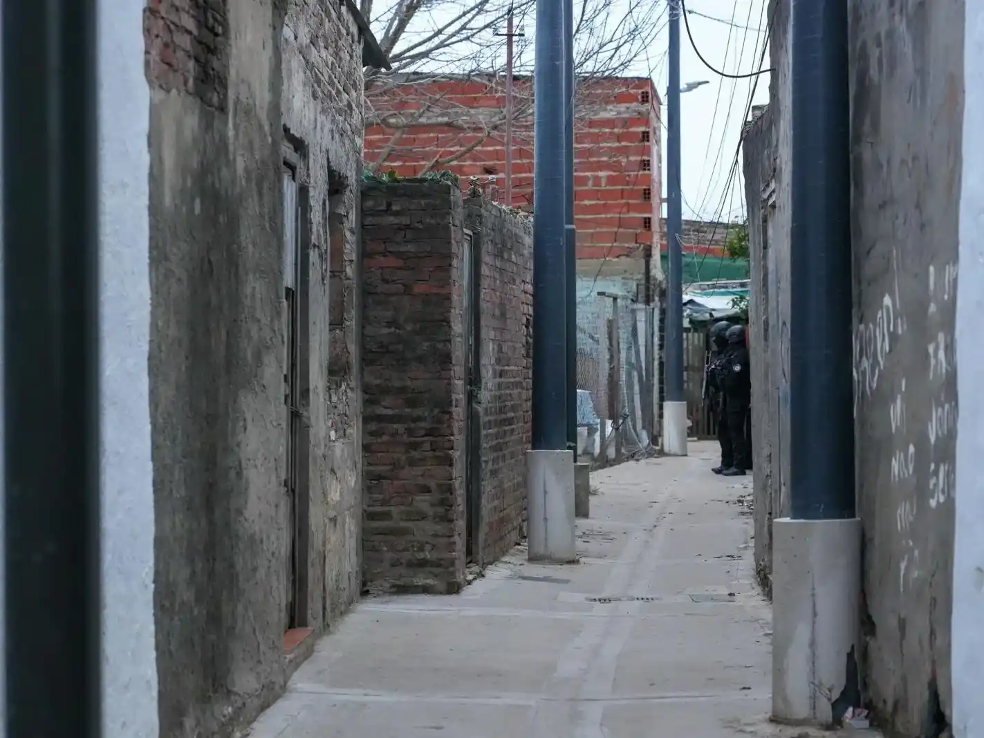 Cuatro detenidos en más de 20 allanamientos en ciudad de Santa Fe por microtráfico
