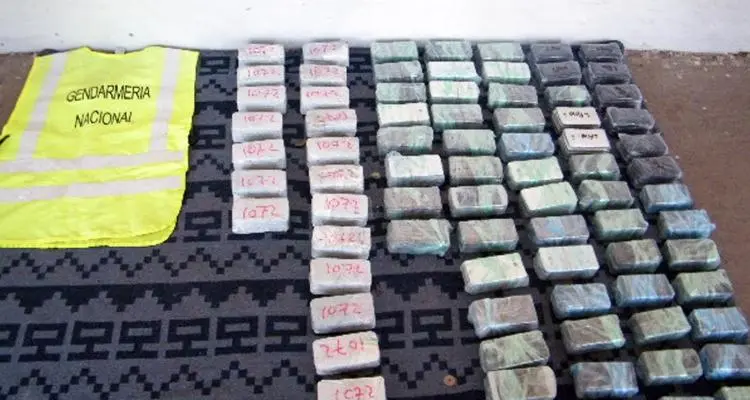 Gendarmería secuestró 400 teléfonos celulares en un operativo en Ruta 9
