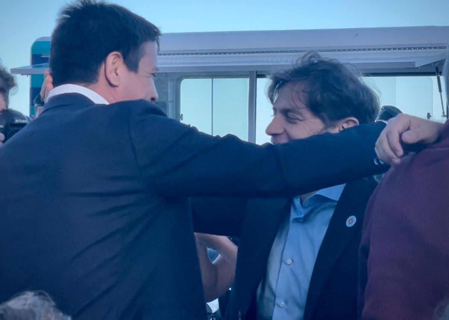 Kicillof saludó al Intendente Cardozo por la llegada de Juana, su hija que nació en el hospital municipal de La Costa