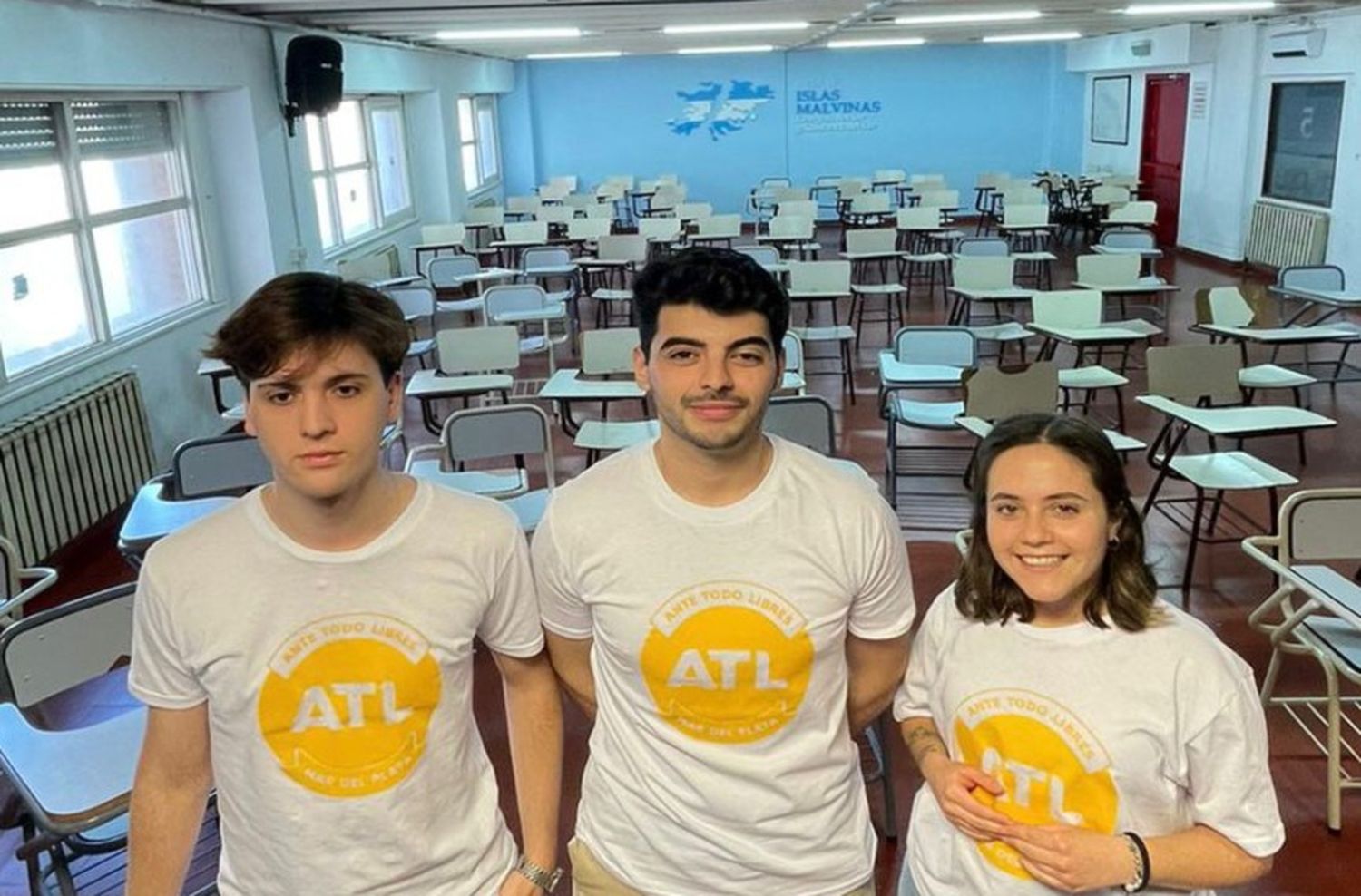 ATL presentó lista en la facultad de derecho