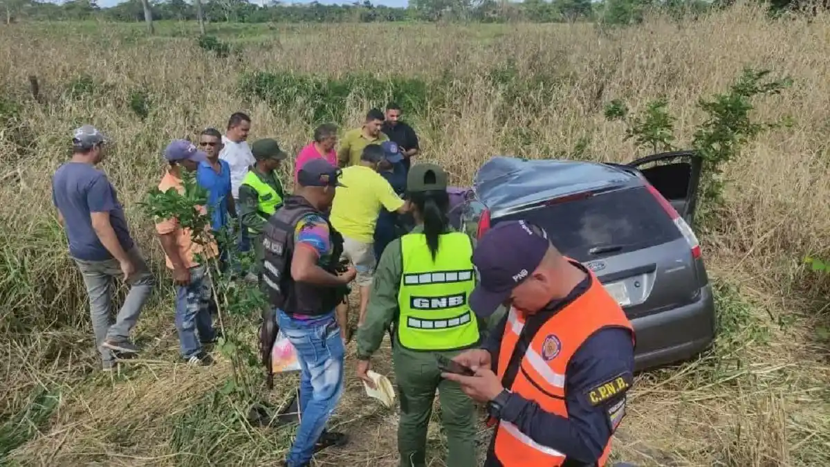 TRIPLE CHOQUE en Valle de La Pascua deja 4 muertos (+FOTOS)