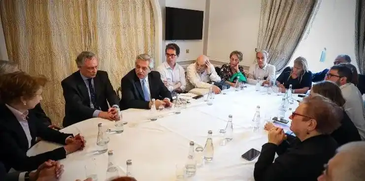 Derechos Humanos: Alberto quiere impulsar una ley contra el negacionismo 