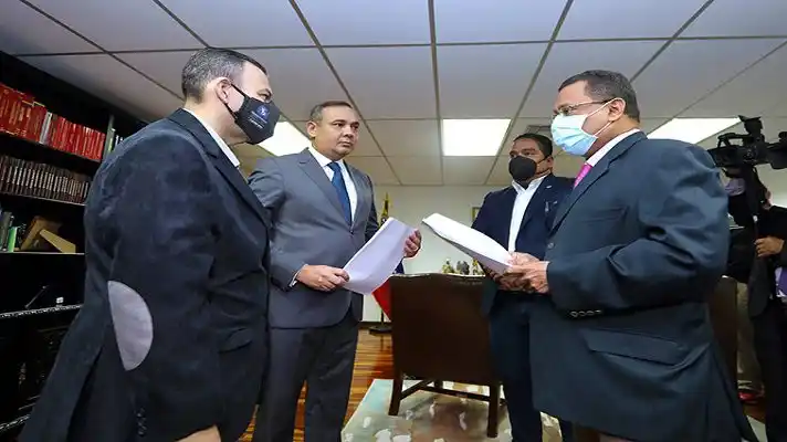 Ante el TSJ de Maduro: diputados solicitan NULIDAD de extensión de vigencia de la AN