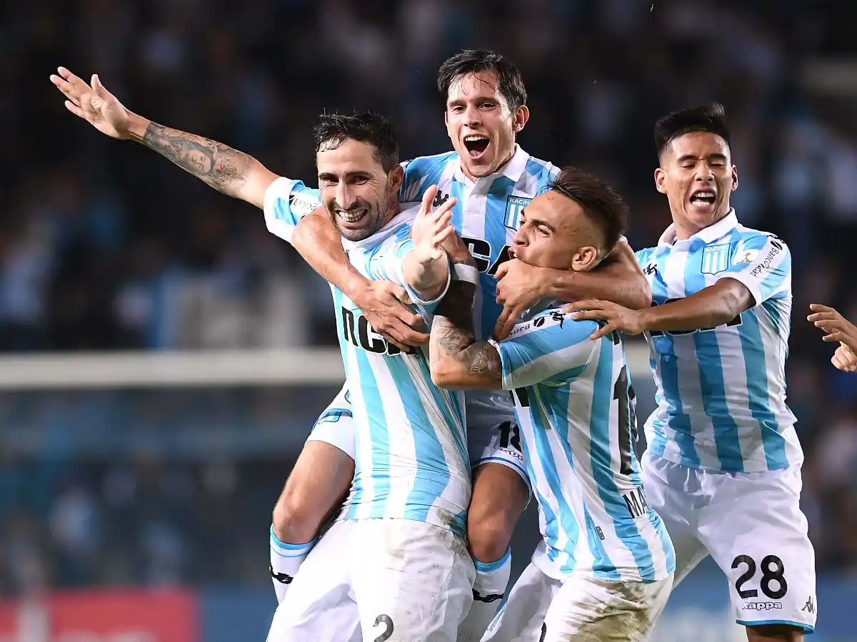 Donatti le dio la clasificación a Racing