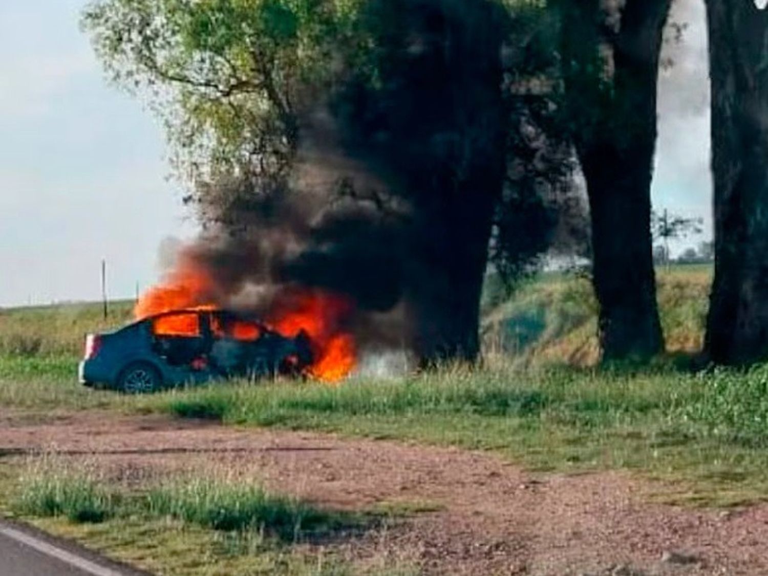 Un hombre mató a su pareja y se quitó la vida estrellando su auto en la ruta