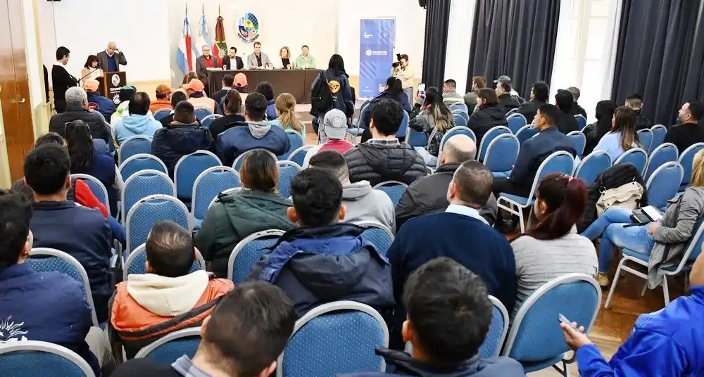  Oportunidades de formación y terminalidad del nivel secundario