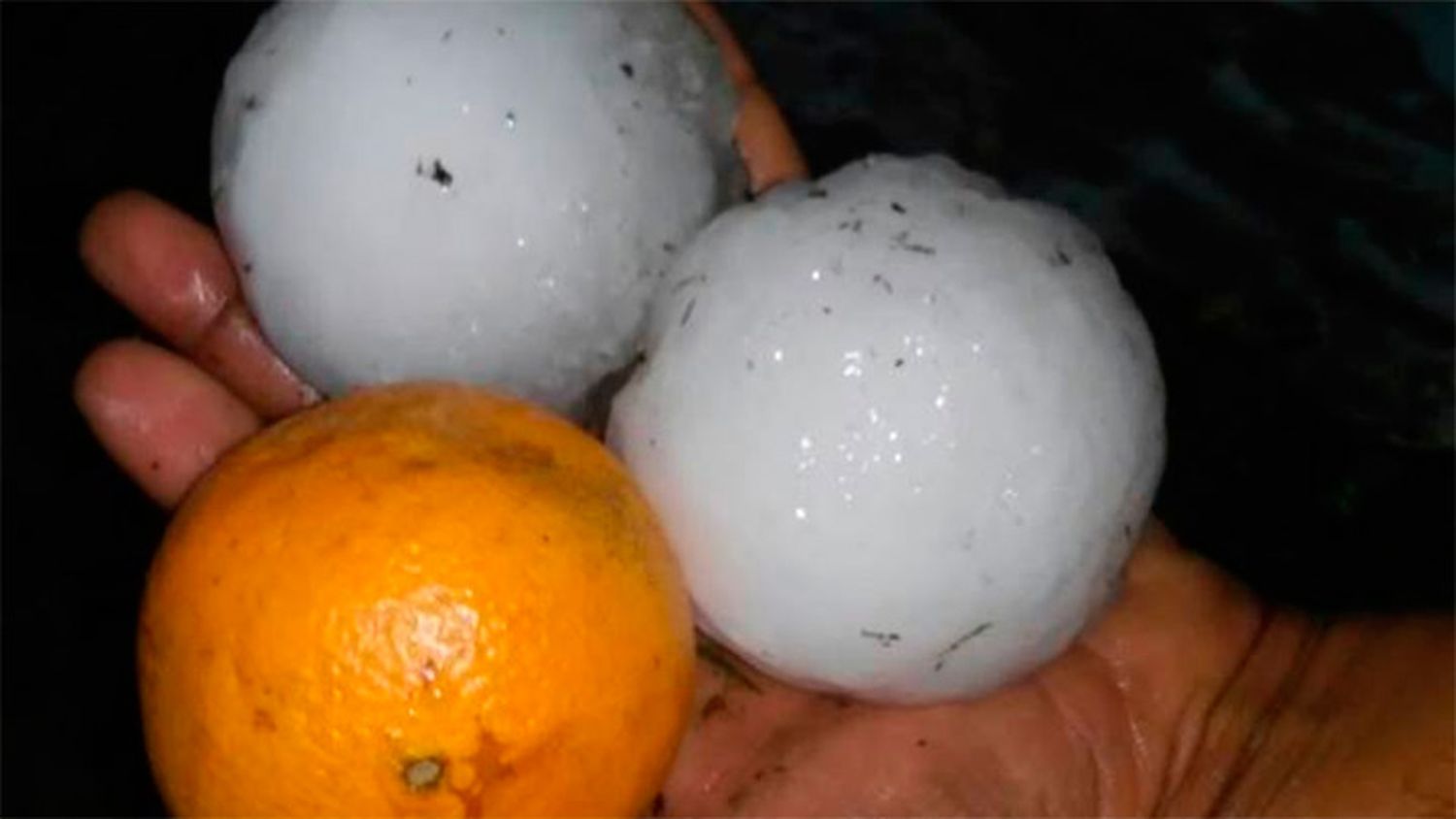 Feroz tormenta produjo serios destrozos durante la tarde de este viernes en Río Cuarto