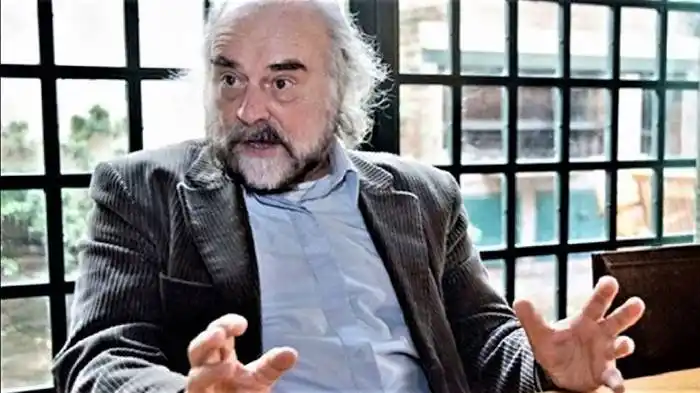 Murió el analista político Ricardo Rouvier