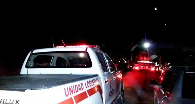 Incendio de un colectivo que transportaba frutas