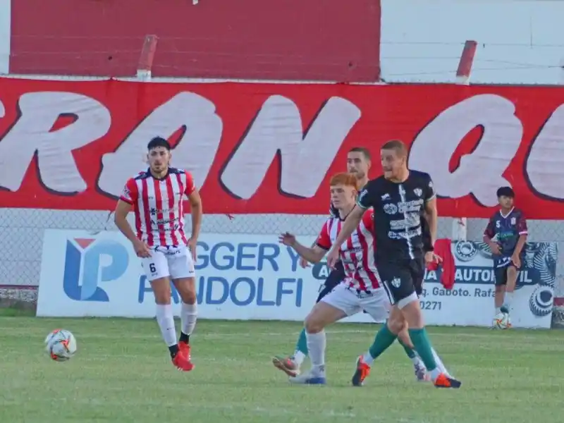 El León ganó 1 a 0 sobre el final y va a la revancha con ventaja.Foto:M.Liotta