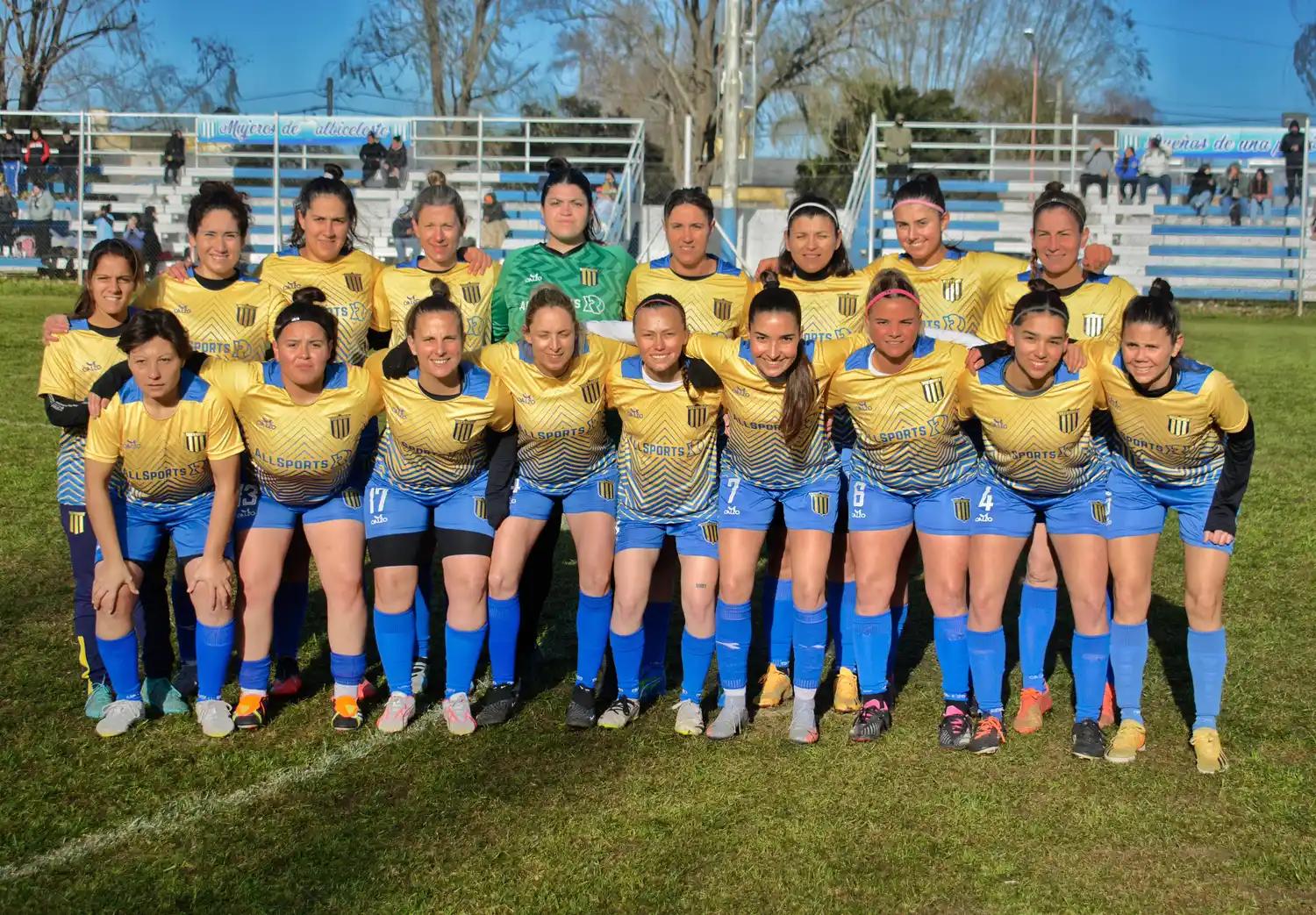 Centenario Femenino - 1