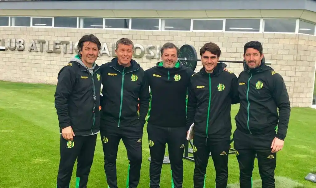 Radaelli ya prepara el equipo para jugar ante Racing