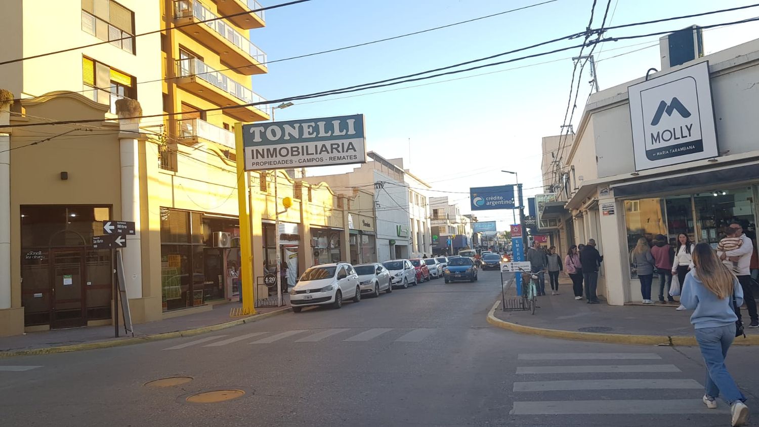 Fin de semana extralargo: comienza la Fiesta de las Colectividades y hay mucho turismo