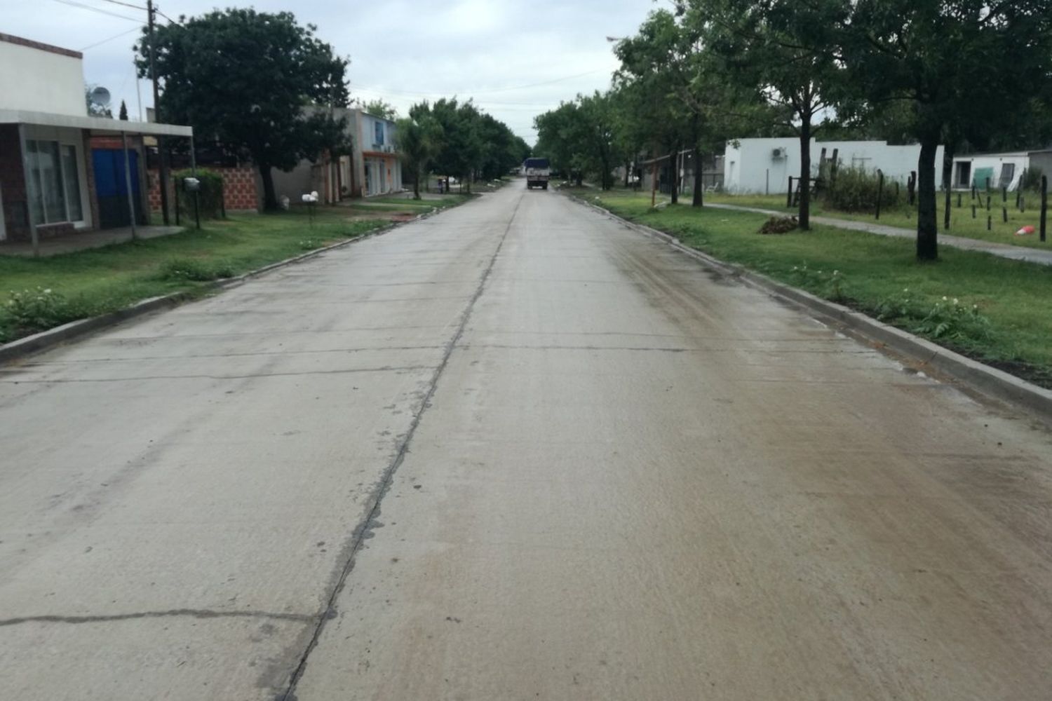 Acuerdan el cambio de un colector cloacal en Larroque