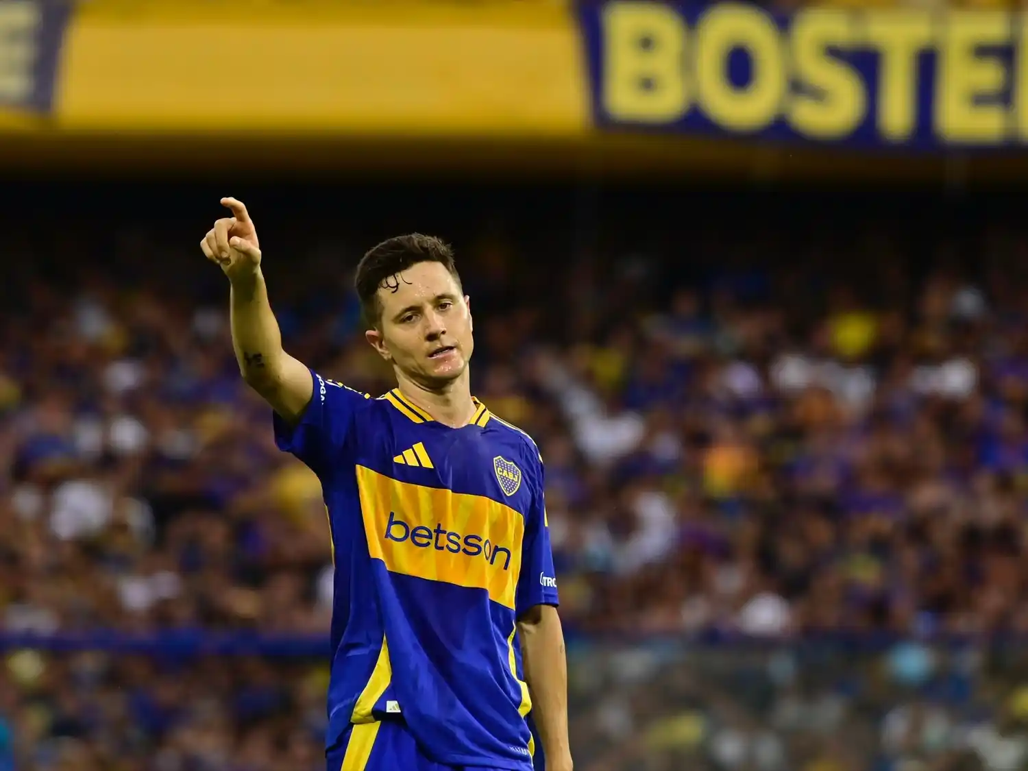 Ander Herrera ingresaría por Milton Giménez.
