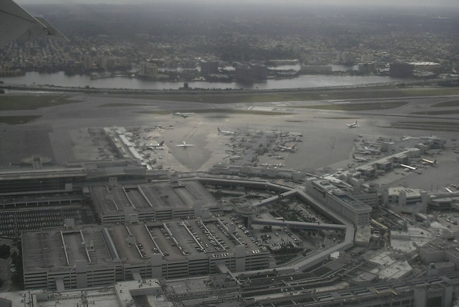 En Miami los spotters colaboran con la seguridad aeroportuaria