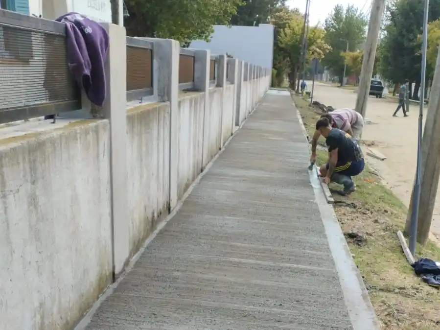 Escuela Primaria de Gardey obras (1)