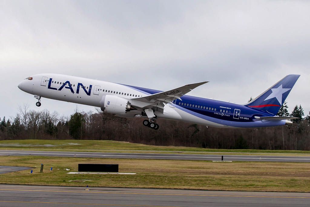 LAN empezó a vender pasajes de su nueva ruta a Washington