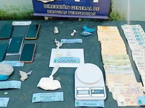 Tres detenidos en un allanamiento por 
drogas en el barrio Antenor Gauna