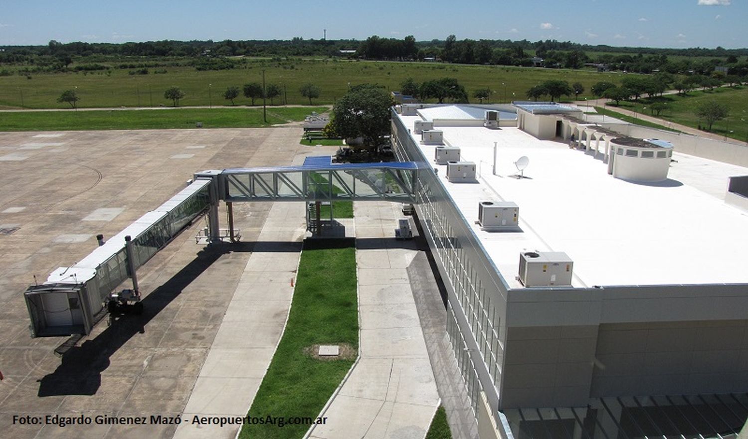 El aeropuerto de Corrientes reabriría en abril