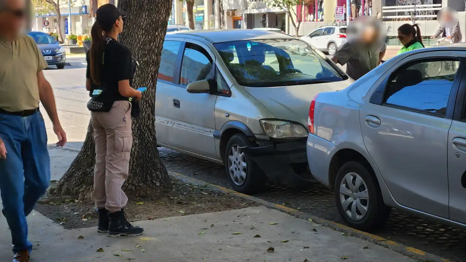 accidente en bv santa fe pleno centro - 4
