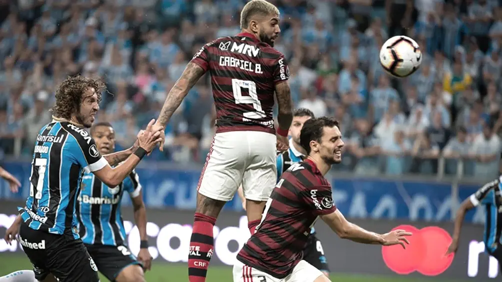 Gremio igualó en el final con Flamengo en el partido de ida